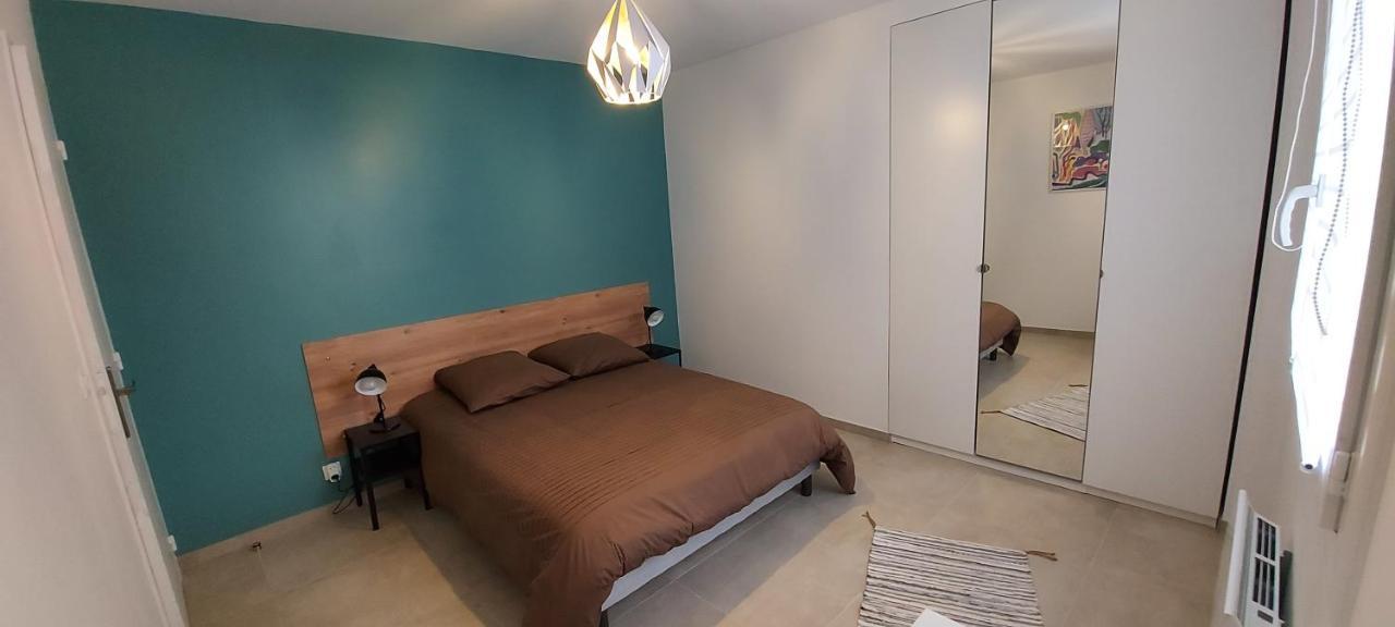 Chez Julie Apartment Saint-Raphaël Екстериор снимка